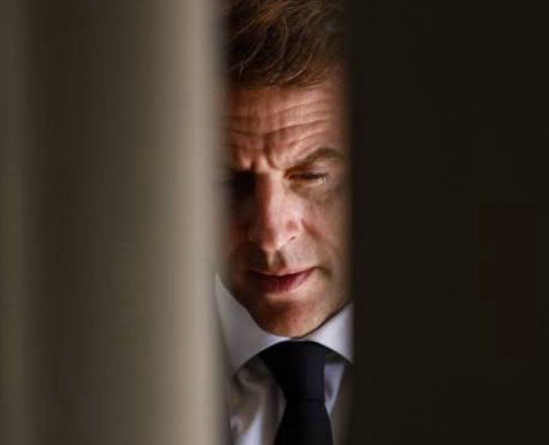 🚨🇫🇷🤬🫵Non, non ! La France n’a pas de dette abyssale : c’est du pipeau pur jus, une arnaque monumentale pour asservir le peuple via une pseudo-guerre de la dette artificiellement gonflée. Et comble de l’arnaque, il n’y a pas eu d’audit financier clair et transparent pour