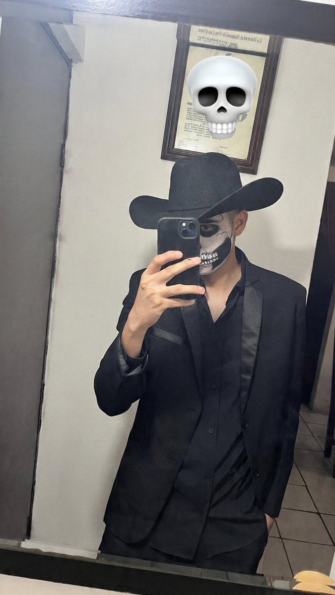 Adán tweet media