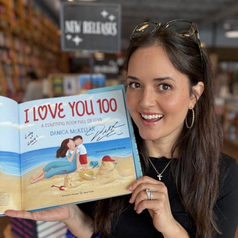 Last chance!! November 1st is the deadline for getting an autographed book from me at <a href="/ParnassusBooks1/">Parnassus Books</a> ! --> Parnassusbooks.net/iloveyou100 
Makes a great Christmas present! 🎁
<a href="/McKellarMath/">McKellar Math</a>
