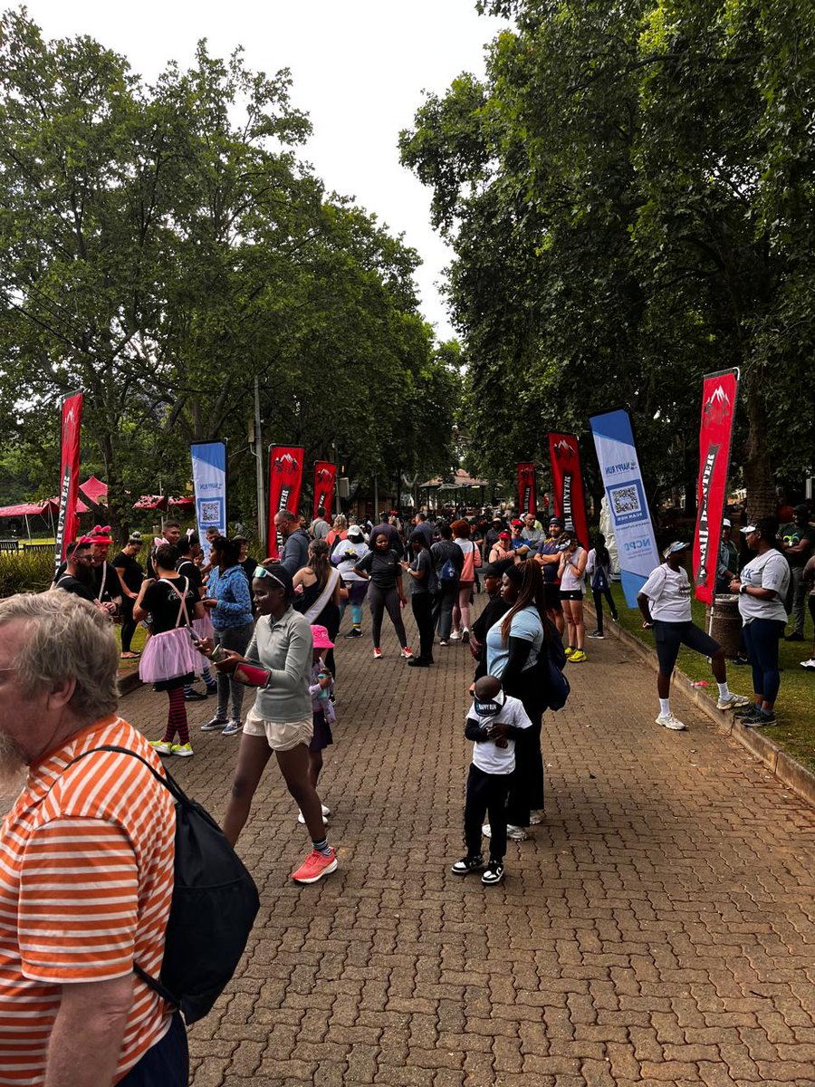 It's a vibe here at the <a href="/joburgzoo/">Johannesburg Zoo</a> 💜🧑‍🦯🏃‍♂️🧑‍🦽🏃‍♀️🧑‍🦼 #NappyRun2025 

I bet you are curious to know who crossed the finish line first 🤔 #curiosity #winner #funrun