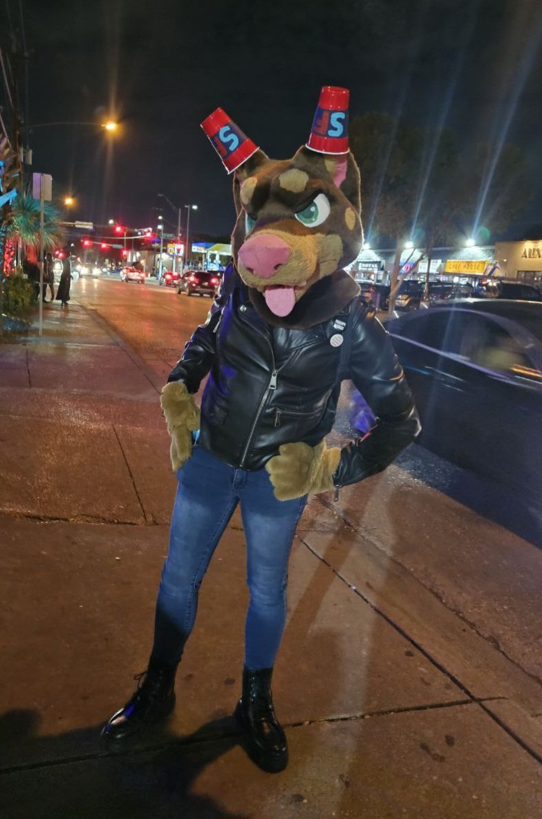 Got cups on my ears!