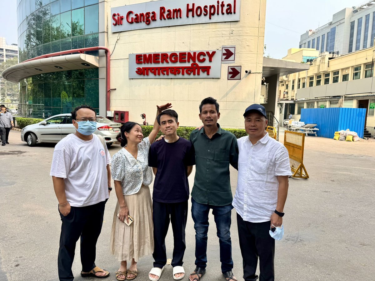 dodum_natung's tweet image. #NewBeginning
 Forever grateful to my family for their unconditional love and constant support during my medical journey. 
Heartfelt thanks and sincere gratitude to our Hon’ble CM @PemaKhanduBJP for the generous assistance through CMOTS that covered all my medical expenses.