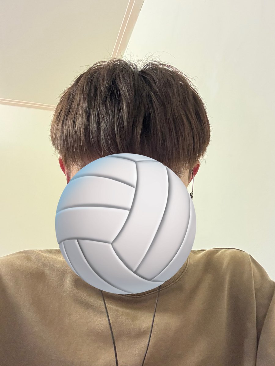 ashinka89win's tweet photo. 斜咖剪頭髮 https://t.co/sAG8pnz5OD