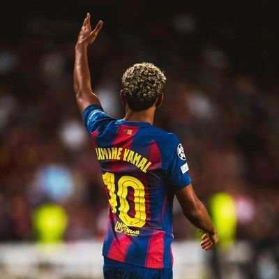 lamine10yamal10's tweet image. Happy New Month, my mutuals. May this month favor us all, including our various clubs. Let's keep grinding.  I'm active 💯