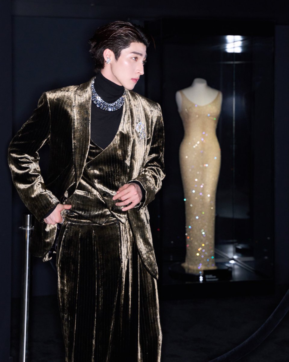 Bluepongtiwat tweet media