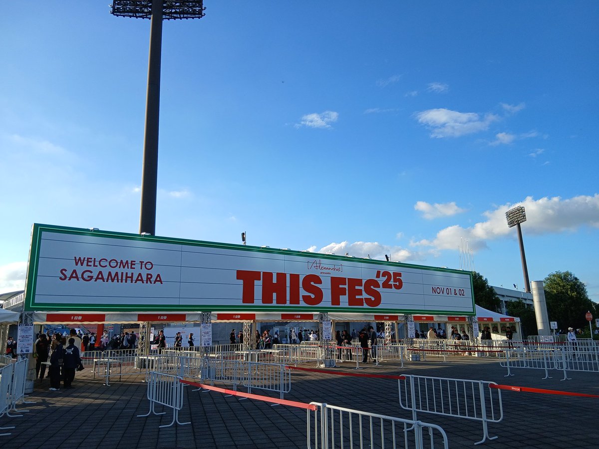 32hide2013flow's tweet image. 渋谷でなく、こちらで