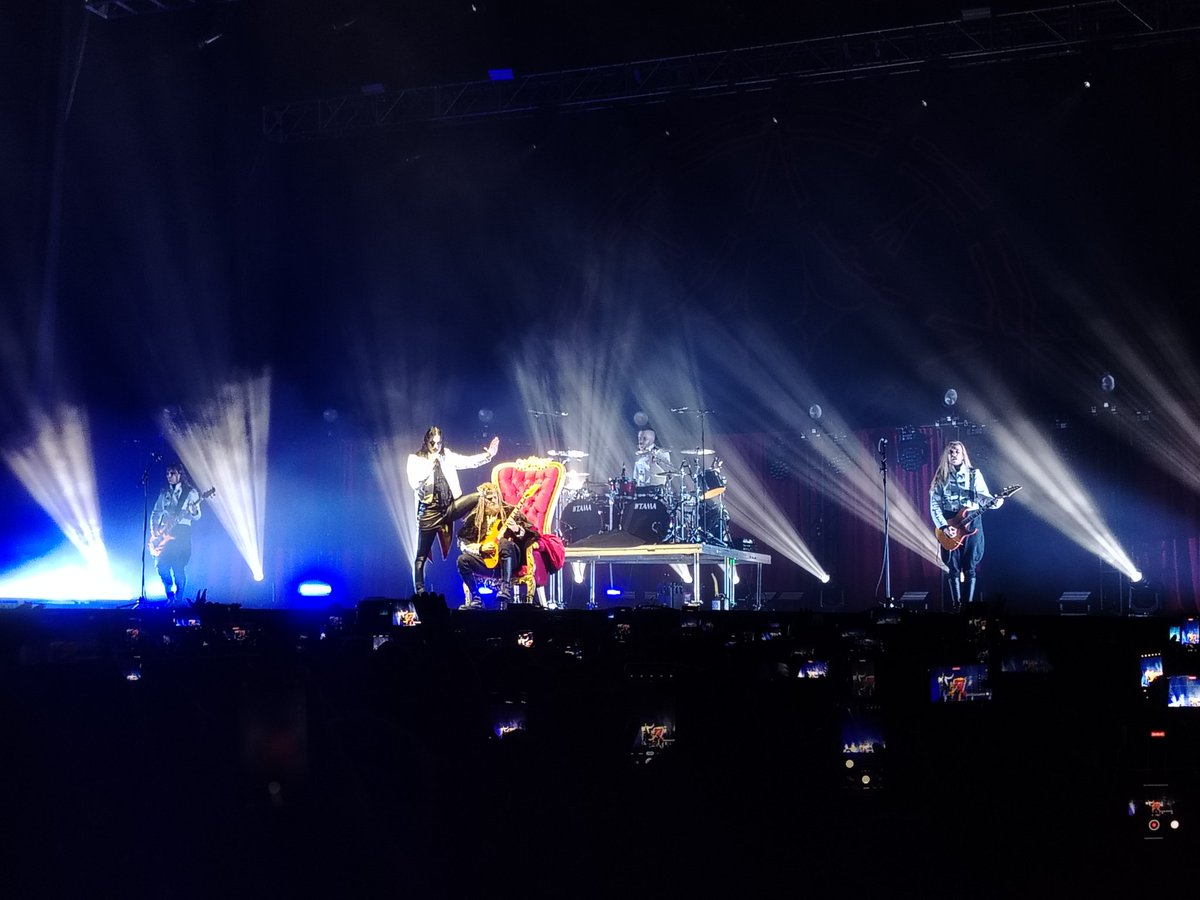 MtzReuma's tweet photo. Noche con Avatar en CDMX cómo primer fecha del tour #DontGoInTheForest y vaya inicio #AvatarMetal.. Unas postales desde el Pepsi center CDMX.. https://t.co/BozvfwSsjs