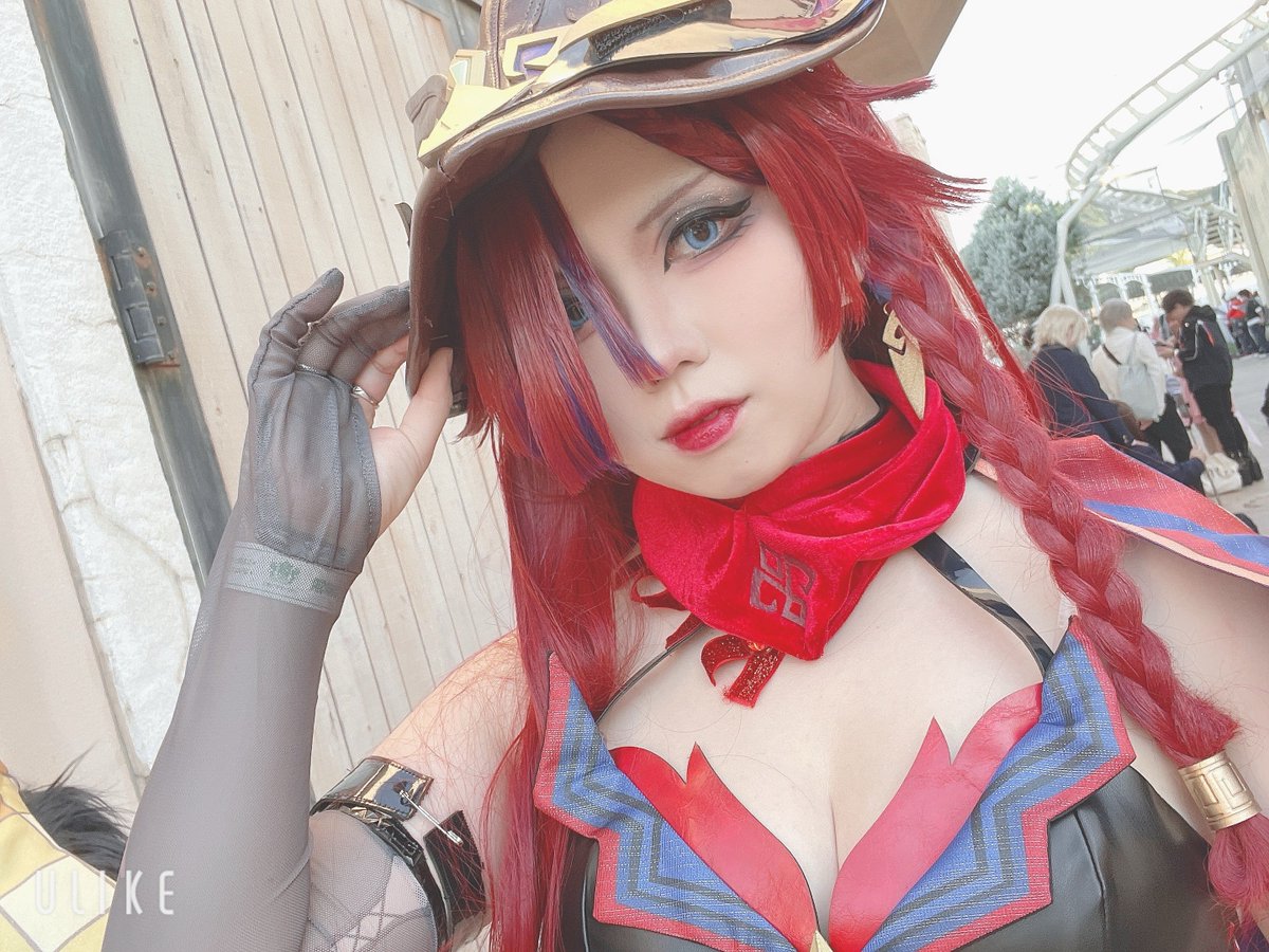 着替えました！！晴れてる嬉しい☀️
20時前くらいまで原神多国籍女子会してます✨
撮影・交流よろしくお願いします(^-^)/
 #ラグコス2025