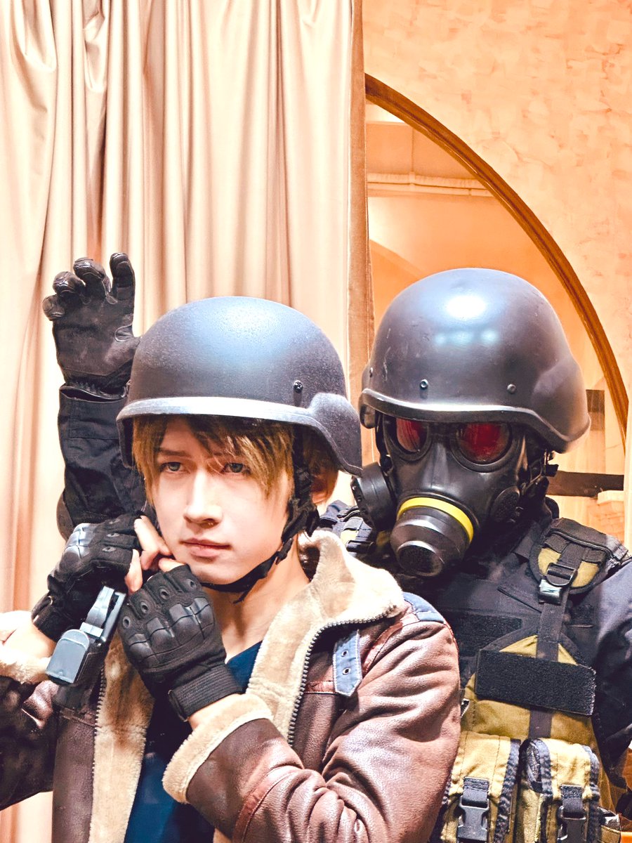 Aladdin_Li's tweet image. Happy Halloween guys🎃
#Biohazard #RESIDENTEVIL 
#residentevil2remake  #re4remake
#residentevilcosplay   #cosplay #capcom
#バイオミーティング #バイオサバゲー
#ReBHFun