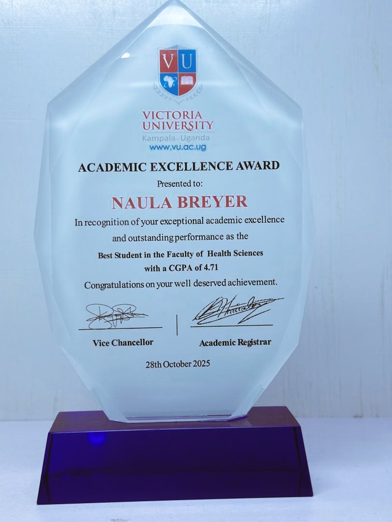VUnutrition1's tweet photo. What October Left!
We heard it for @breyer_naula 🥳 She officially graduated as the Best Female Student in the Faculty of Health Sciences @VUKampala We're in awe of your dedication, Naula. VU-NUT Congratulates you 🥳

#VUNUTCommunity
#TheVUWay https://t.co/Tup3IMbWnP