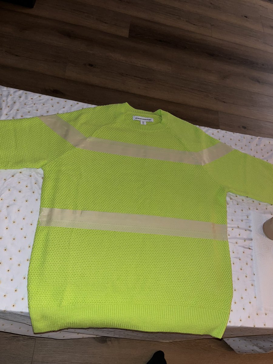 LandonGimenez's tweet photo. Had to do a little DIY moment to get Kris’s shirt but it was really fun and I’m proud of it!! 🥹💚💛💚 https://t.co/kxUgTeKZw6