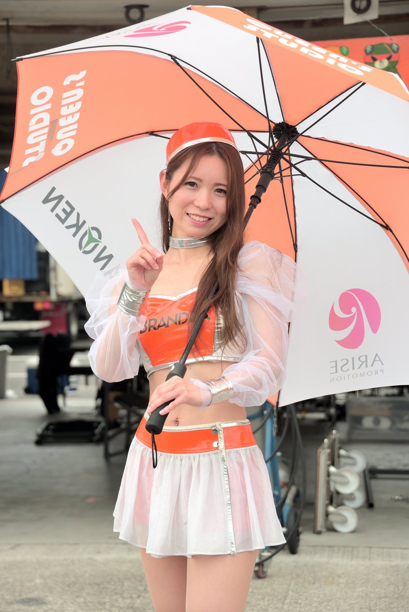 TA98_458MA's tweet photo. 2025.10.25~26 スーパー耐久レースin岡山
ファンサ~ピットウォーク
撮影対応ありがとうございました😀

#S耐 
#SuperTaikyu 
#スーパー耐久 
#西澤れみ(@Nishizawa_re)さん
#村上モータース
#QueensAngels
#岡山国際サーキット https://t.co/8GBcg5qOS5