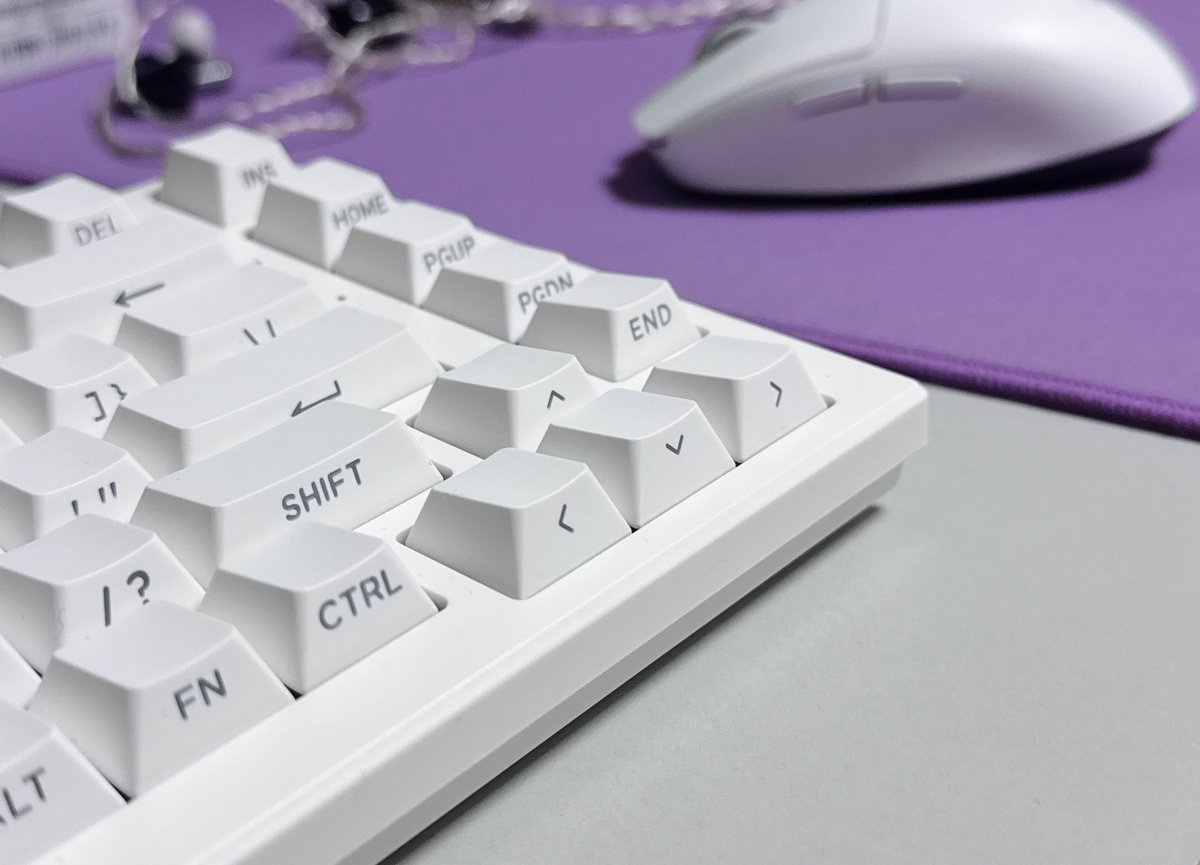 MAD60HE RGB Akko パン風 カスタム品 最終値下げ MAD60HE RGB Akko パン風 カスタム品 最終値下げ キーキャップ かわいい