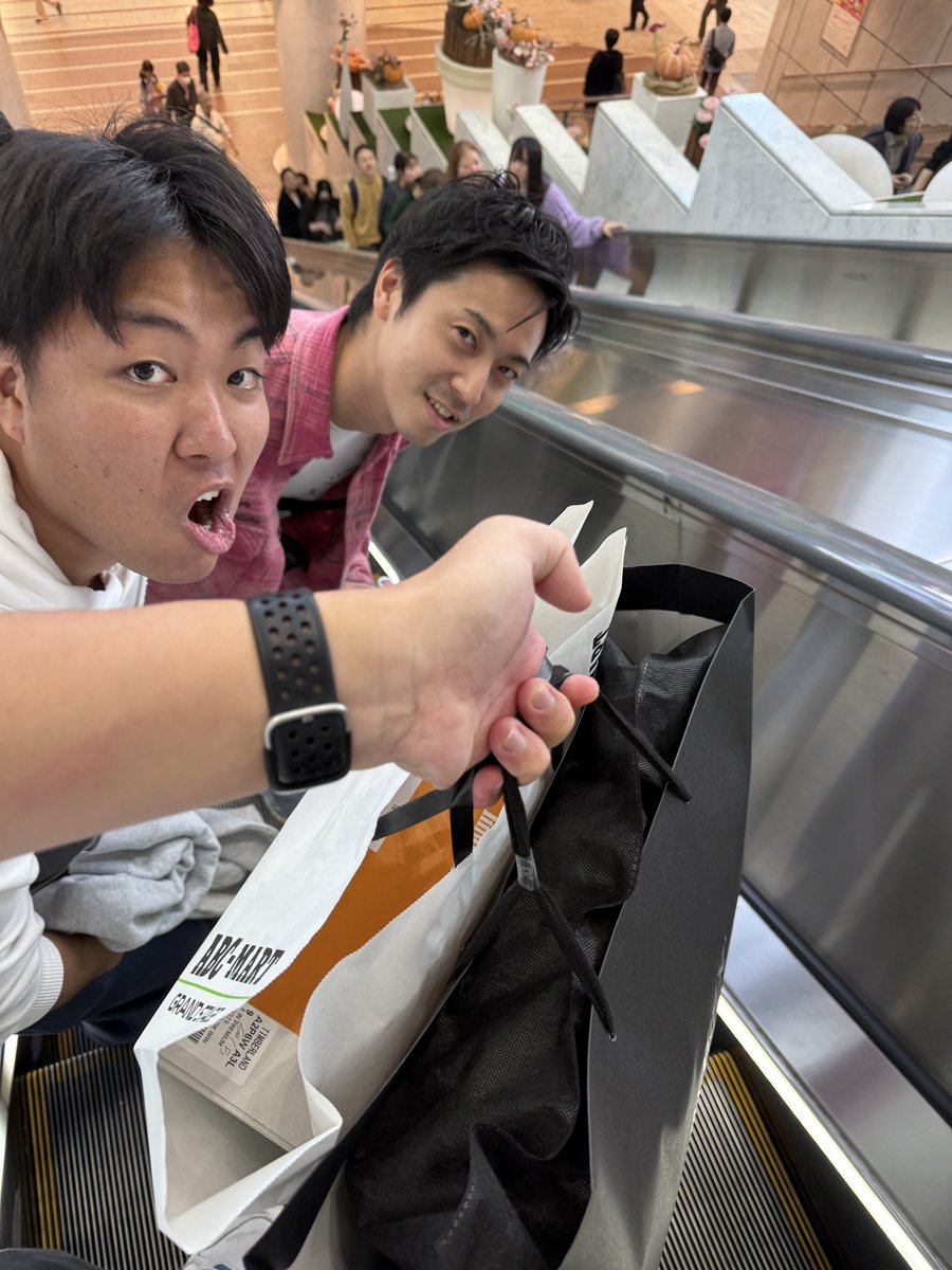 バカ散財して泣きそう
ボーナス前なのに