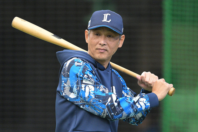 「監督に従わないと使われなくなる」　西武「西口監督」一年目の“評判”　「選手には超シビア」でも「お気に入り女性記者とはマンツーマンで…」
news.yahoo.co.jp/articles/b3f52…

　日本シリーズをソフトバンクが制し、今季のNPBは全日程を終えた。来季へ向け、各チームではさまざまな動きが活発化して...