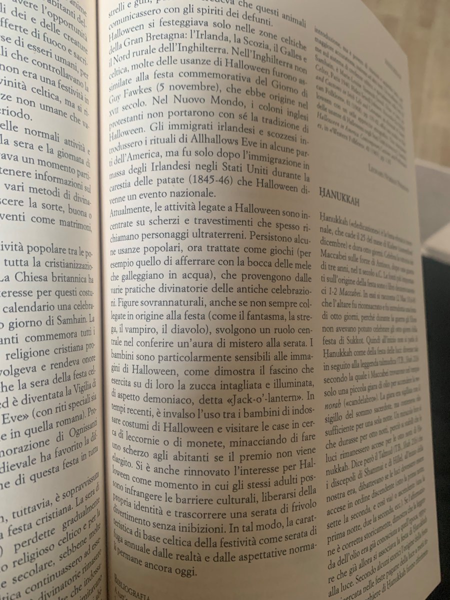 Halloween, premessa doverosa, non mi appartiene MA le sue radici non e’ che ci si siano così tanto estranee (e il demonio non c’entra una mazza).