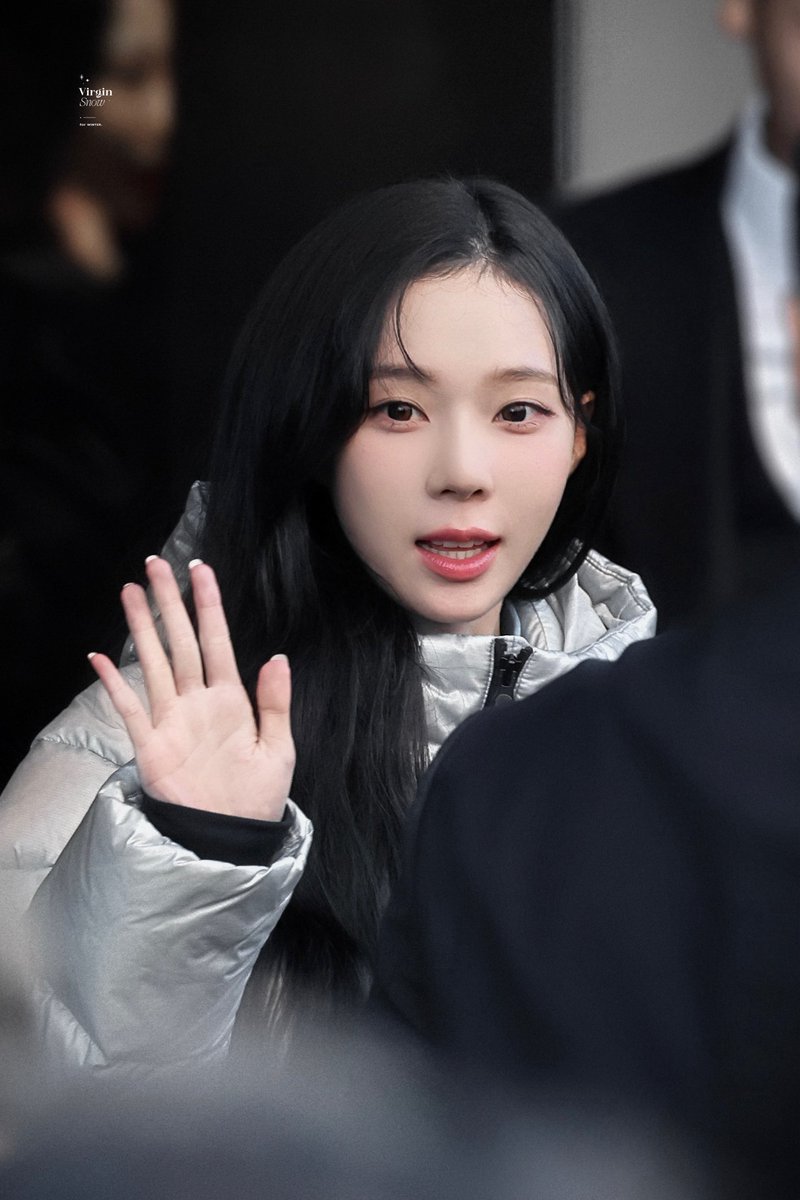 첫눈에 반했다 tweet media
