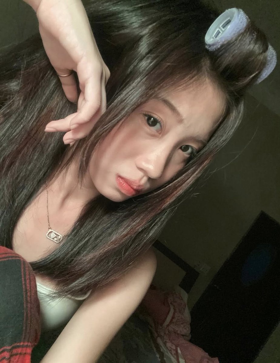 สาวขี้อ้อน tweet media