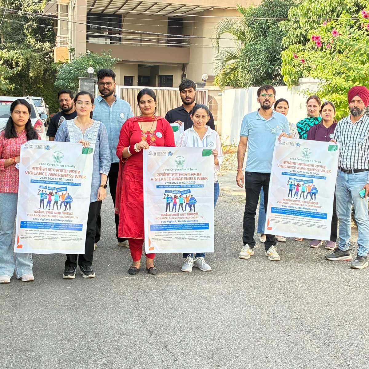 "सतर्कता जागरूकता सप्ताह के उपलक्ष्य में आज 01.11.2025 को एफसीआई, डिवीजनल ऑफिस जम्मू में वॉकथॉन का आयोजन किया गया। #सतर्कता_जागरूकता_सप्ताह #एफसीआई_जम्मू #वॉकथॉन"