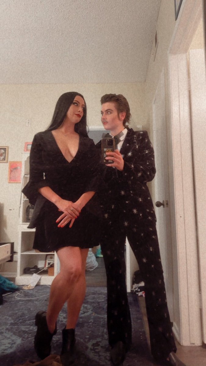 Zelda 🍸 tweet media