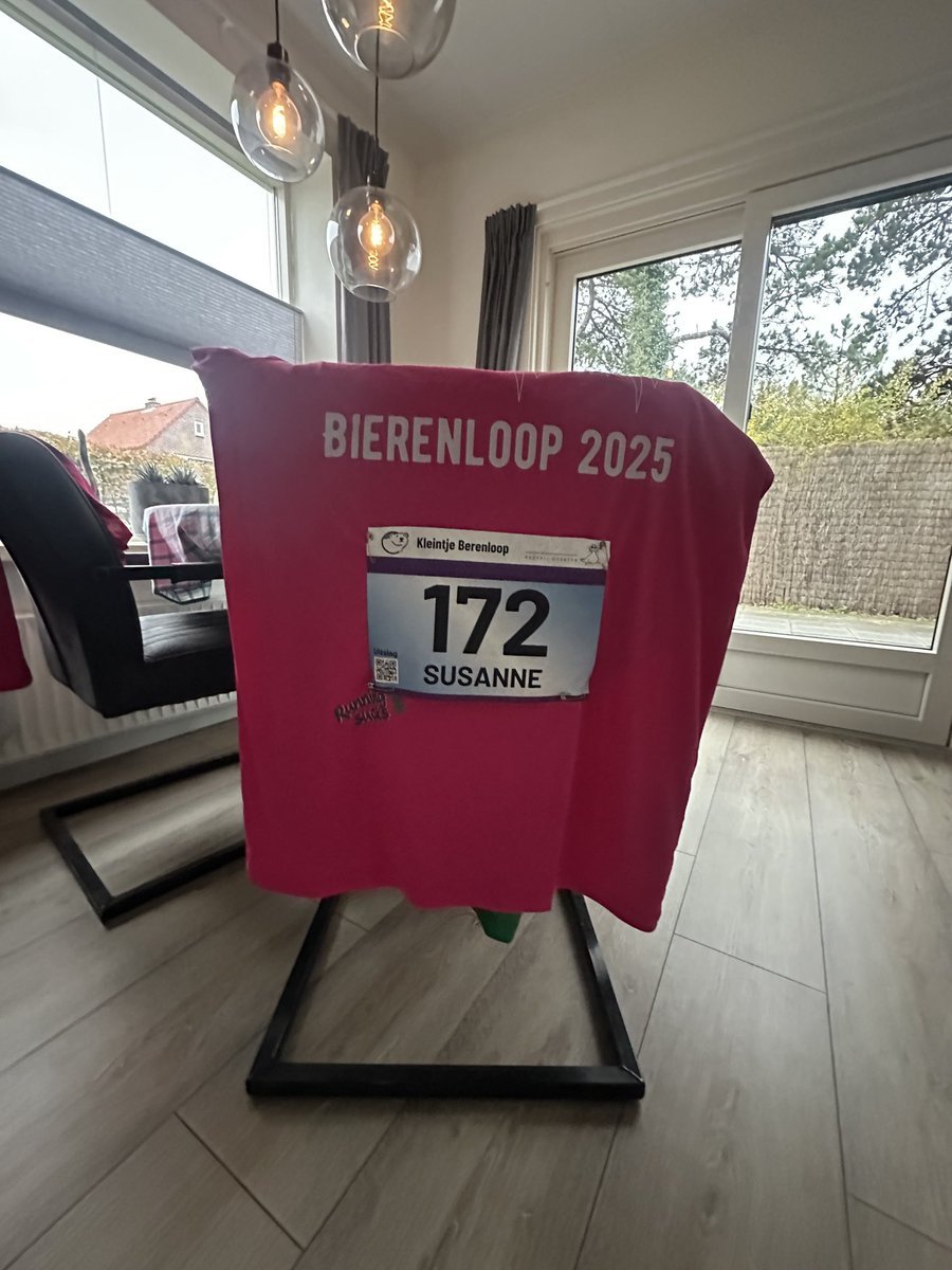 JosVanZon's tweet image. Goedemorgen vanaf #Terschelling , vandaag is de dag voor het Kleintje Berenloop, het belooft zeiknat te worden #Berenloop2025 
Heb een mooie dag allemaal 🏃‍♂️🏃‍♀️🏃‍♂️