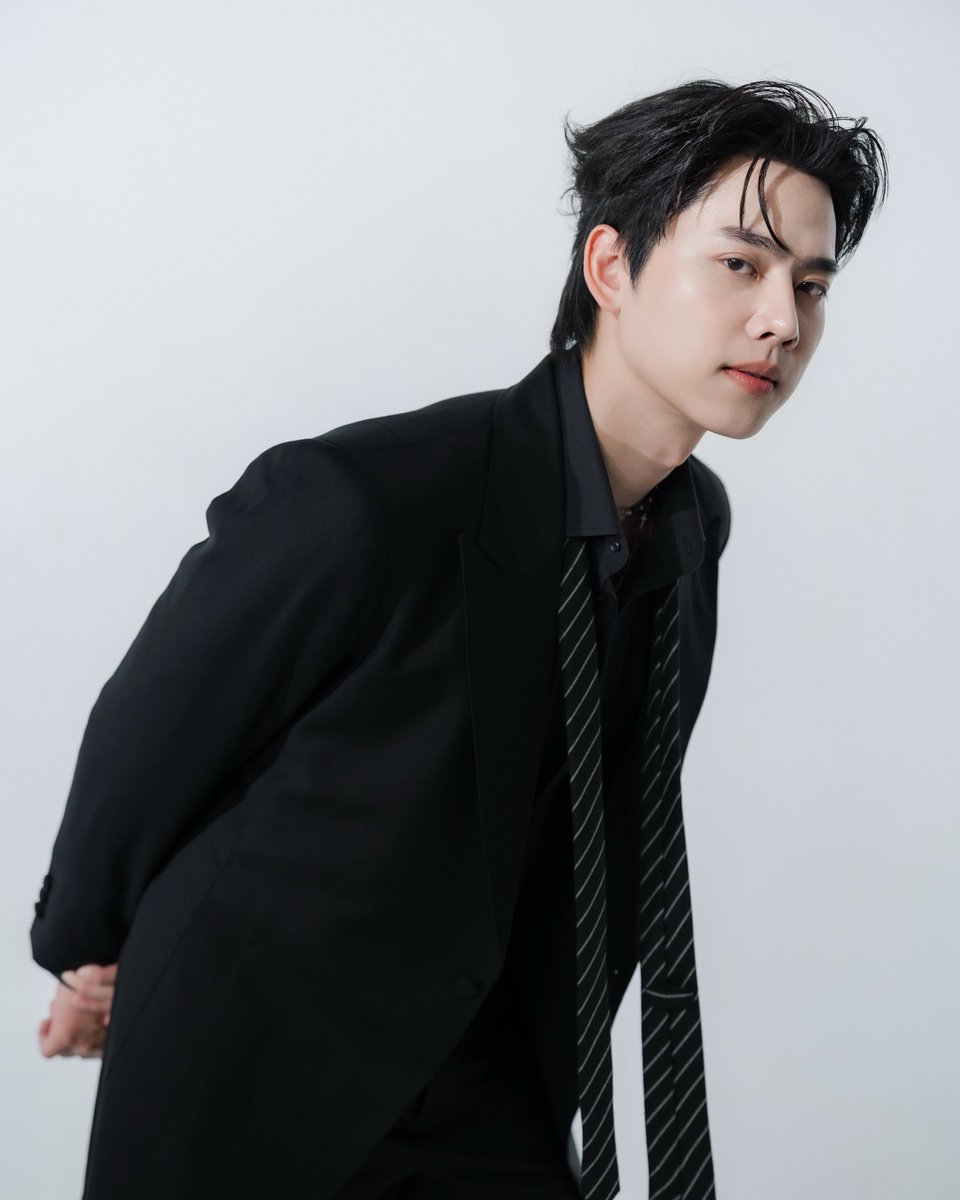 NeptuneInSkyTH's tweet image. Sunny Wannarat Wattadalimma @sunnywnrt 
💫🌌 Actor &apos;Neptune in the Sky&apos;
.
#sunnywnrt
#ดวงดาวในเวหาเดอะซีรีส์  
#neptuneintheskytheseries 
#TripleTrioStudio
#YJJinHaiCorporation