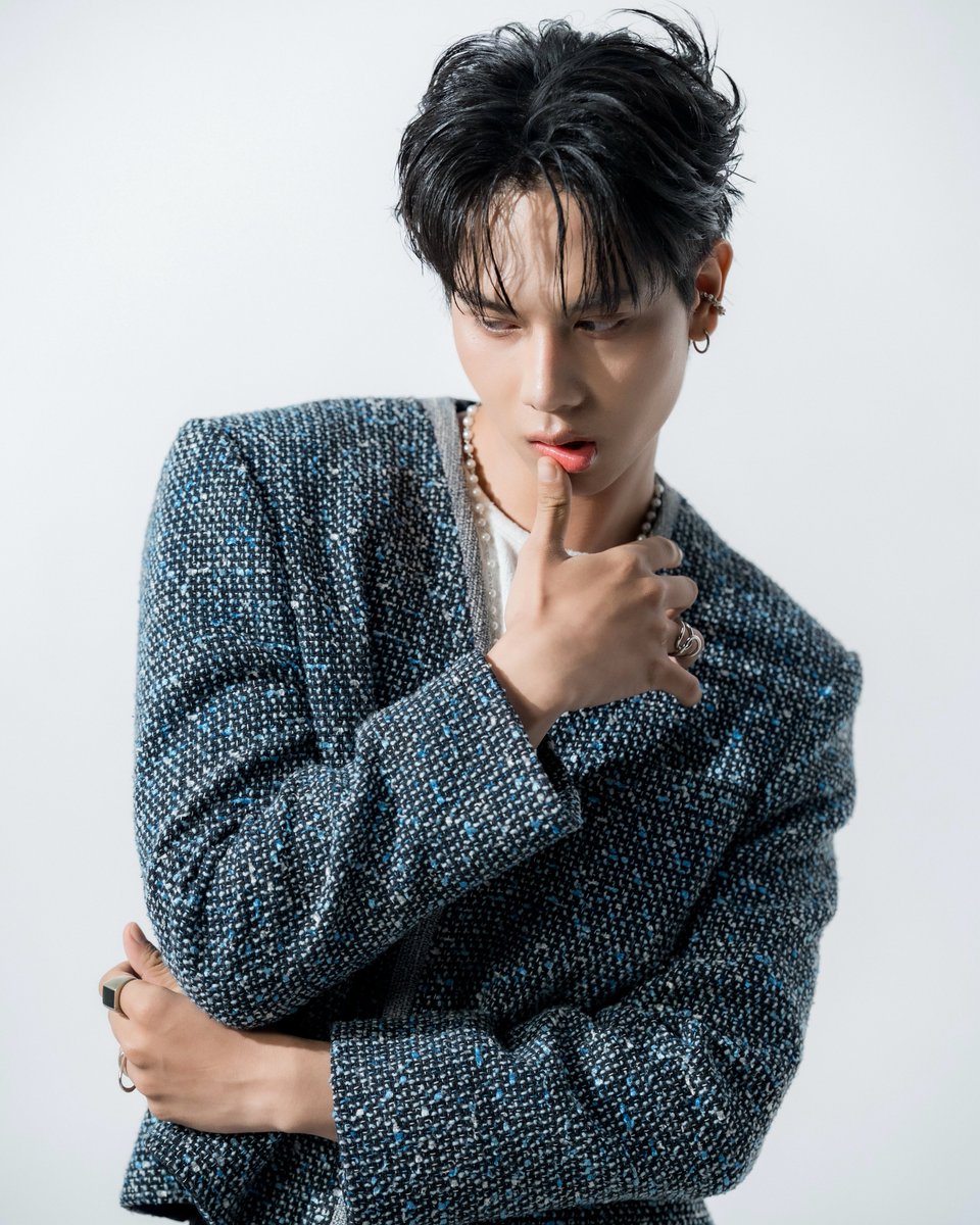 NeptuneInSkyTH's tweet image. Win Witsanu Boomnark
💫🌌 Actor &apos;Neptune in the Sky&apos;
.
#WinWitsanu
#ดวงดาวในเวหาเดอะซีรีส์  
#neptuneintheskytheseries 
#TripleTrioStudio
#YJJinHaiCorporation