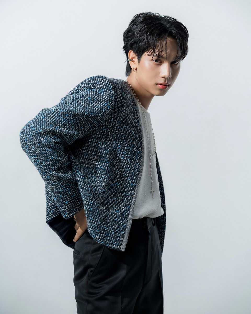 NeptuneInSkyTH's tweet image. Win Witsanu Boomnark
💫🌌 Actor &apos;Neptune in the Sky&apos;
.
#WinWitsanu
#ดวงดาวในเวหาเดอะซีรีส์  
#neptuneintheskytheseries 
#TripleTrioStudio
#YJJinHaiCorporation