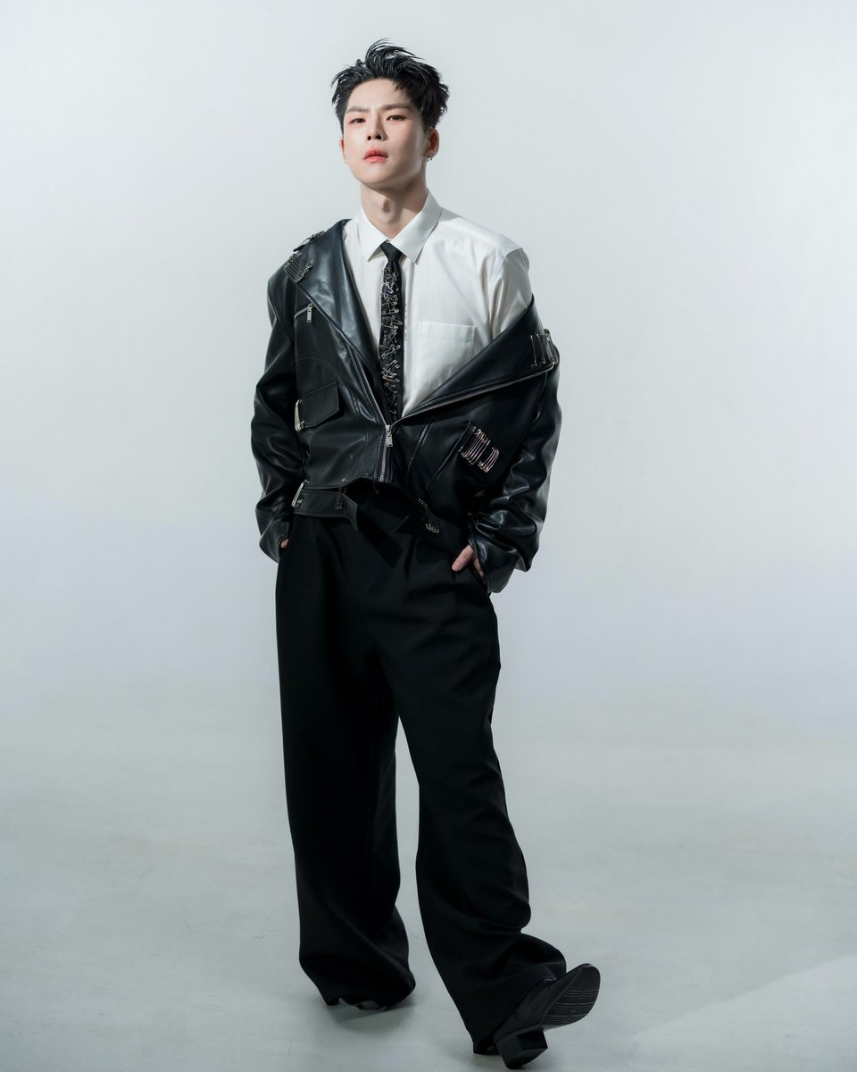 NeptuneInSkyTH's tweet image. Gameplay Garnpaphon Laolerkiat @GameplayRabbit 
💫🌌 Actor &apos;Neptune in the Sky&apos;
.
#GameplayRB
#ดวงดาวในเวหาเดอะซีรีส์  
#neptuneintheskytheseries 
#TripleTrioStudio
#YJJinHaiCorporation