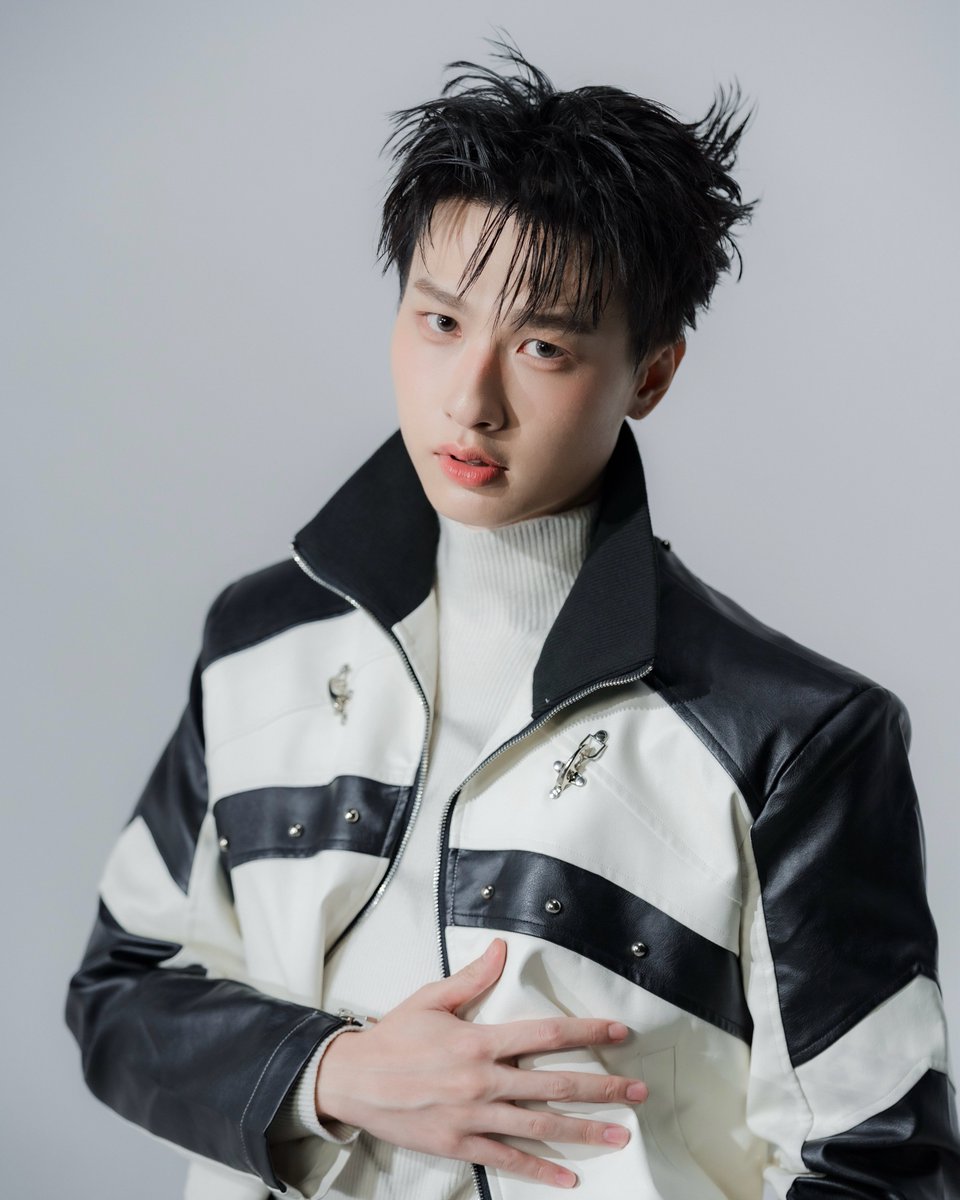 NeptuneInSkyTH's tweet image. Gun Napat Na Ranong @gunnapatn 
💫🌌 Actor &apos;Neptune in the Sky&apos;
.
#gunnapatn
#ดวงดาวในเวหาเดอะซีรีส์  
#neptuneintheskytheseries 
#TripleTrioStudio
#YJJinHaiCorporation