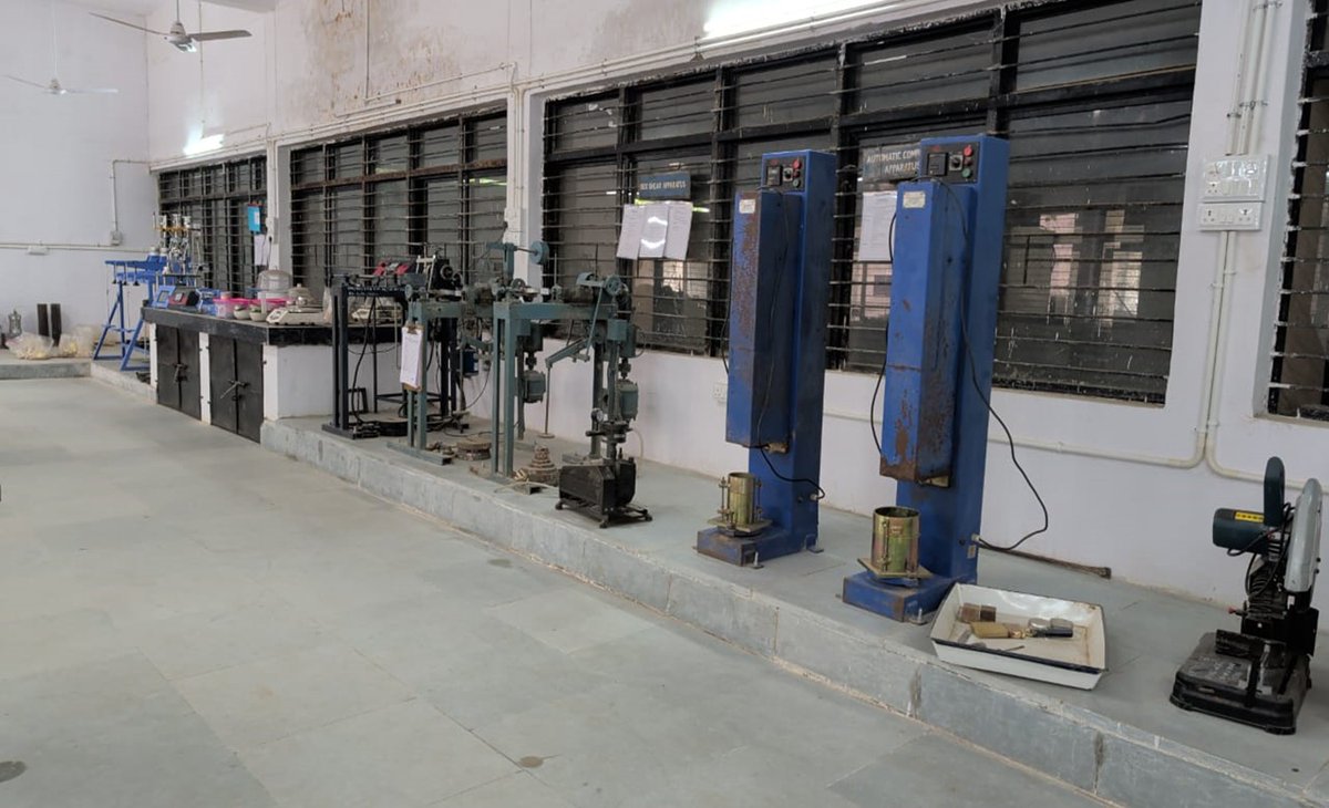 wrd_gujarat's tweet photo. It feels proud to share that Gujarat Engineering Research Institute (GERI), Gandhinagar has received NABL accreditation. 
It is notable that GERI Labs tested a total of 2.20 lakhs samples last year providing Quality Testing Facilities and Revenue Generation of over 71crores. https://t.co/LnRNTBdFbz