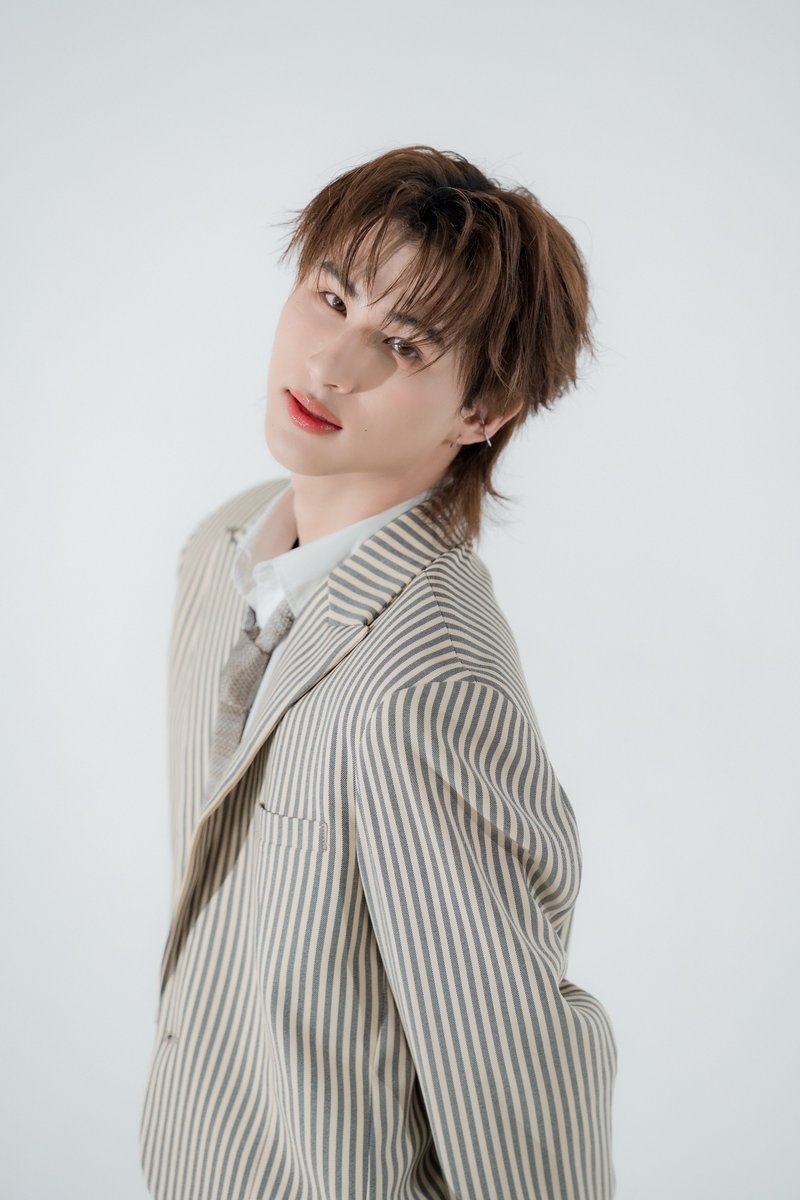 NeptuneInSkyTH's tweet image. Earth Kantachote Siriaouychai @earthksss 
💫🌌 Actor &apos;Neptune in the Sky&apos;
.
#earthkss
#ดวงดาวในเวหาเดอะซีรีส์  
#neptuneintheskytheseries 
#TripleTrioStudio
#YJJinHaiCorporation