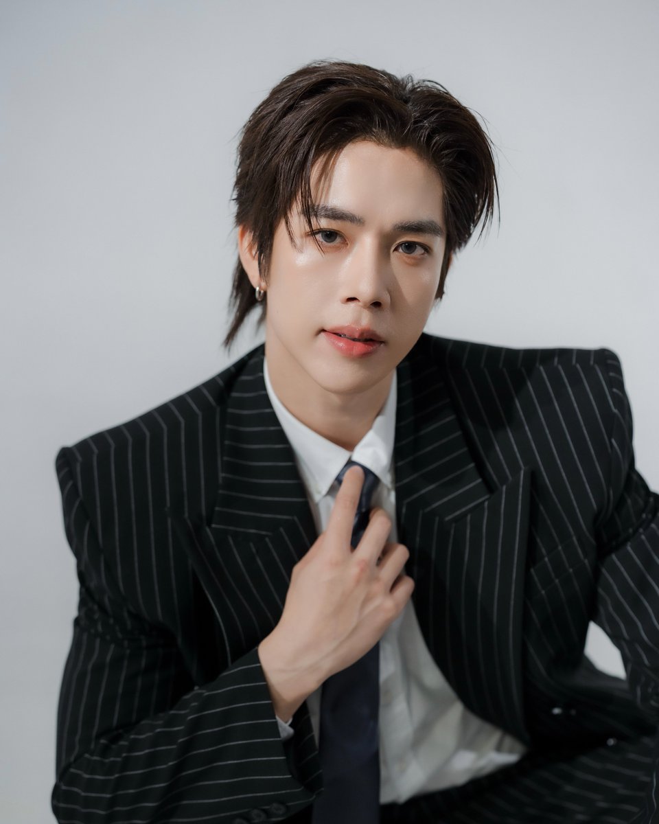 NeptuneInSkyTH's tweet image. Frank Thanatsaran Samthonglai @FThanatsarun 
💫🌌 Actor &apos;Neptune in the Sky&apos;
.
#frankthanatsaran
#ดวงดาวในเวหาเดอะซีรีส์  
#neptuneintheskytheseries 
#TripleTrioStudio
#YJJinHaiCorporation