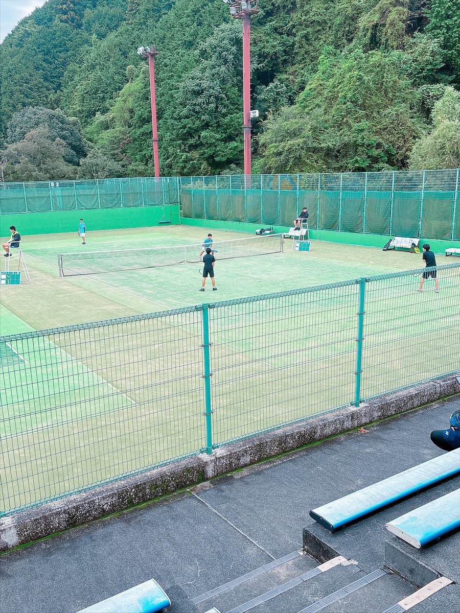 hanachu25's tweet photo. テニス部の息子の試合で静岡のテニスコートへ。初めて試合見たけどストレート負けでした(笑)試合後は「ヌードルキッチン テラコスタ」で醤油ヌードルと温玉チャーシュー煮干しごはん。
#airjordan #airjordan1 #blacktoe #snkrskickcheck #snkrskickcheckjp #wdywt #todayskicks https://t.co/6mV5D4YsRM