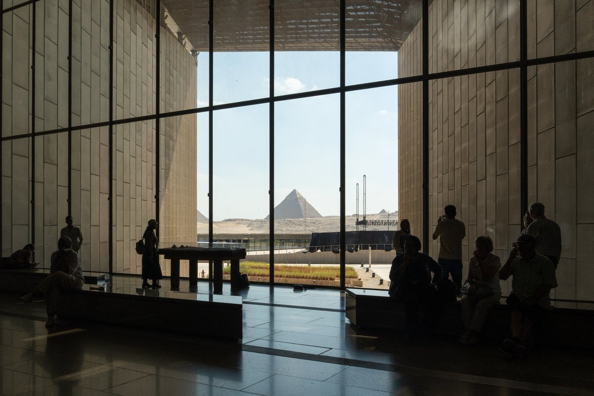 "Un don de l'Égypte au monde" : le Grand musée égyptien, projet à 1 milliard de dollars, inauguré après 20 ans de travaux s.rtl.fr/S3MS3