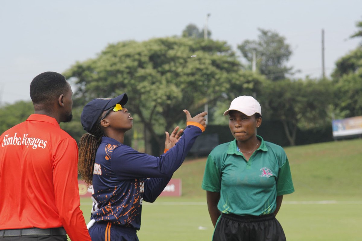 RwandaCricket's tweet image. Toss details on Rwanda women&apos;s premier league 
Gahanga B:
Sorwathe CC Vs Indatwa Hampshire 
Sorwathe won the toss and opted to bowl first.
Gahanga A
Gahanga queens vs Muhanga zebras 
Gahanga won the toss and opted to bowl first.
#RwandaCricket #GrowingWithEveryStep