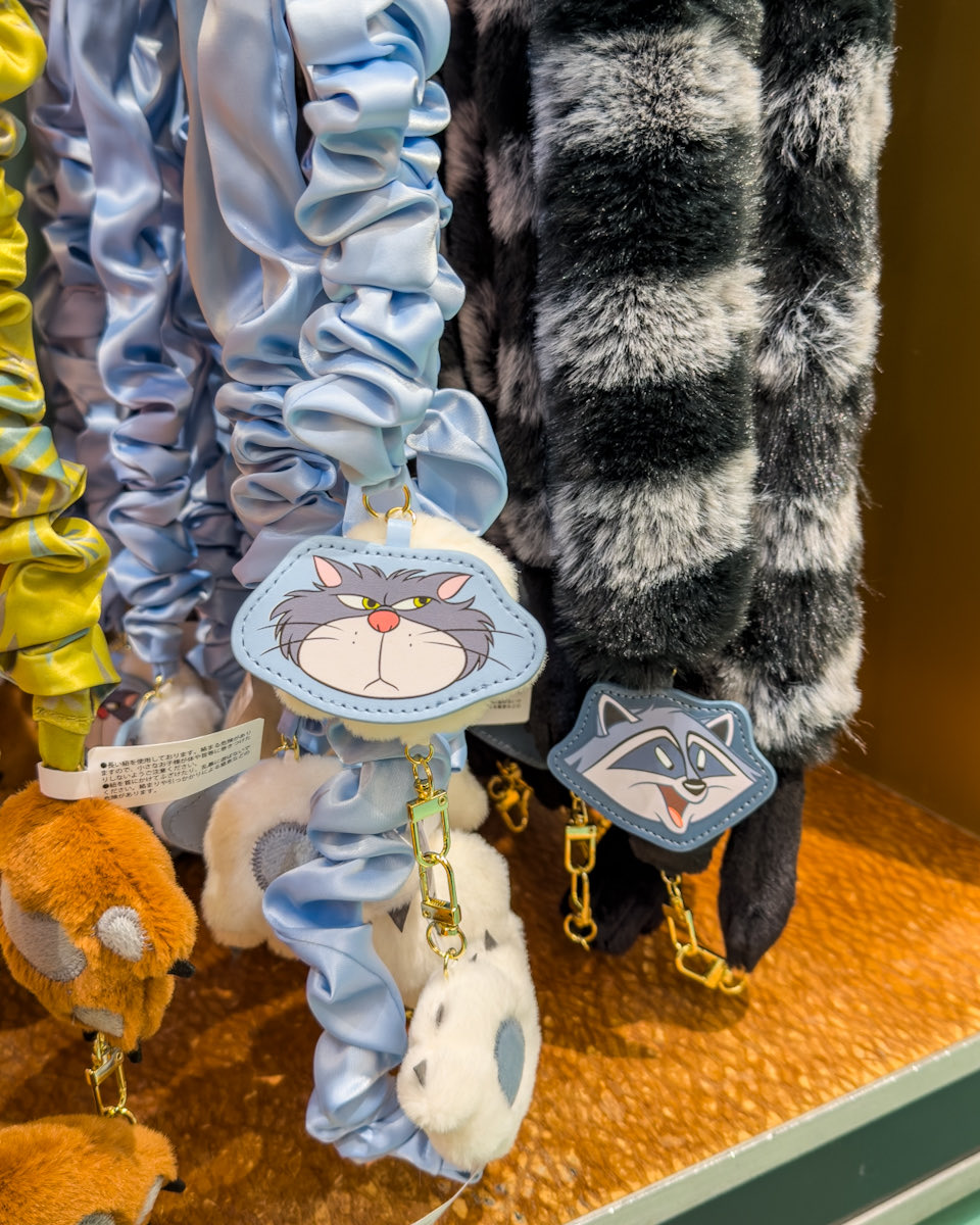 おててがかわいい！ 「ディズニーストア」 マリー、ニック、ルシファー