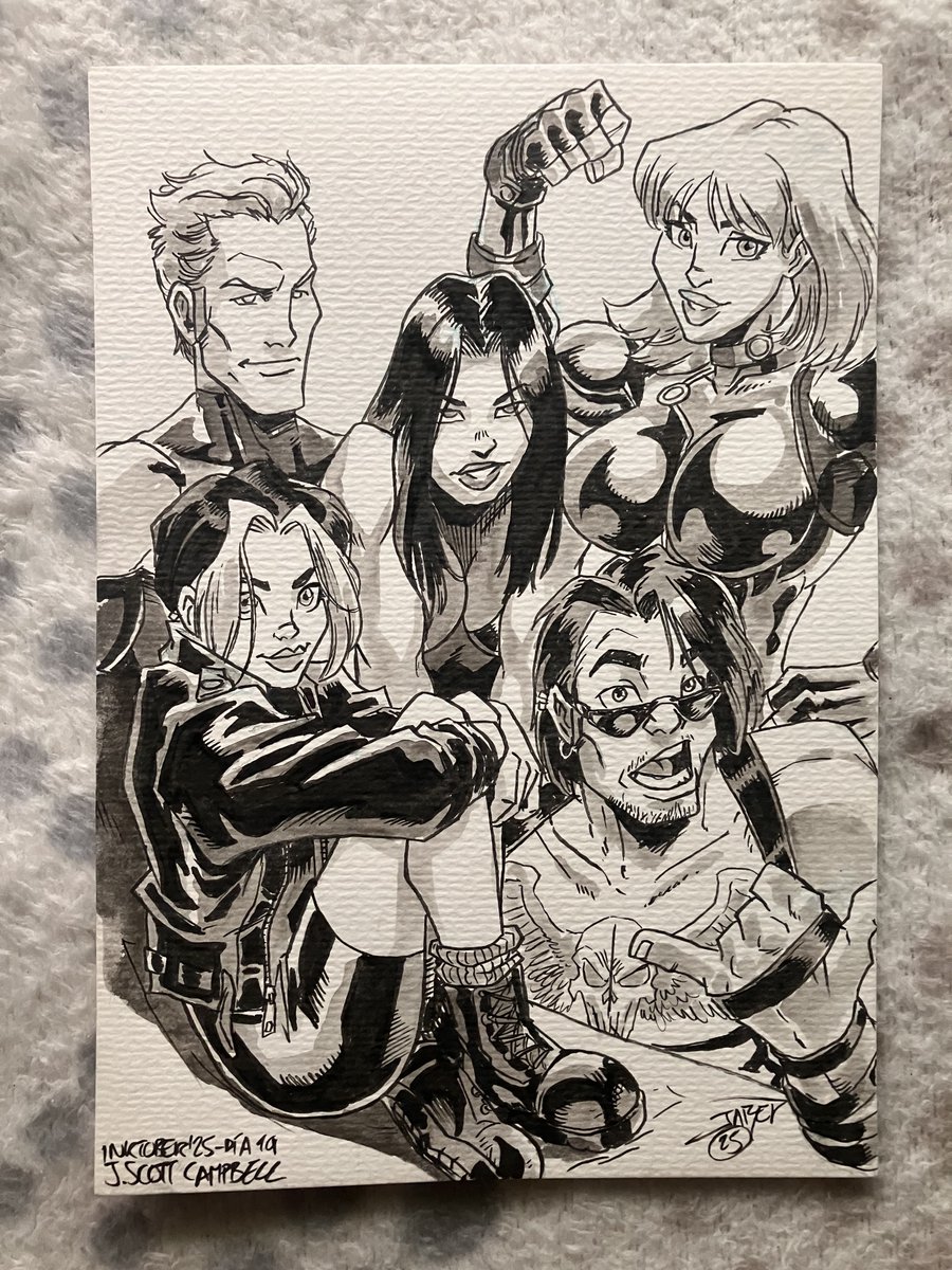 #Inktober2025: autores que me formaron como dibujante.
El artista que más ayudó a que me gustara dibujar chicas guapas: <a href="/JScottCampbell/">J. Scott Campbell♠️🎨</a>. Sí, Gen 13 y Danger Girl estaban llenos de tías buenas, pero es que además eran cómics divertidísimos y acción a raudales. ¿Qué más quieres?