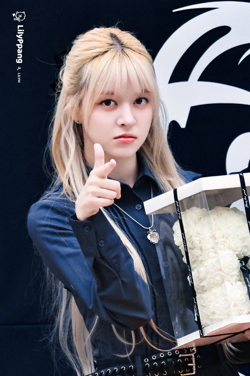 LilyPpang's tweet photo. 251031 everline

#NMIXX #엔믹스
#LilyM #릴리 #LILY https://t.co/gFVBf00CmW