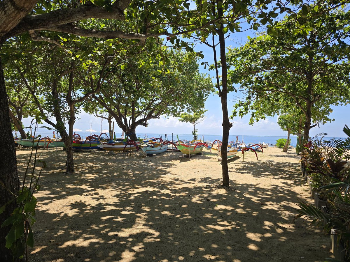 EdgeBitcoin's tweet image. In Bali through November. Always down to talk markets, market making or just crypto. DMs open