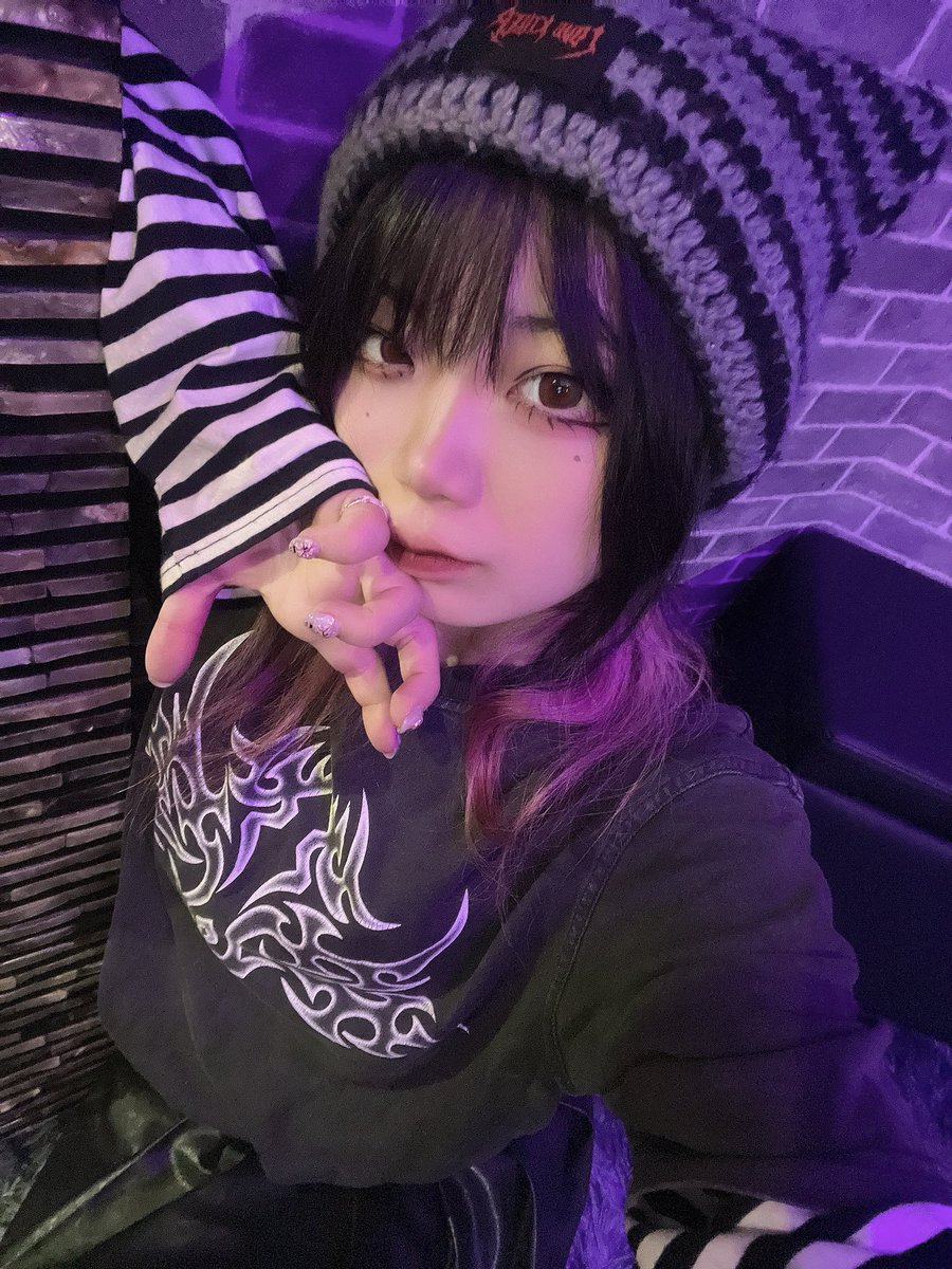 います
お買い物してたー
すみれっちと朝まで！！
<a href="/Bar_TanzaKnight/">BarTanzaKnight~タンザナイト</a>