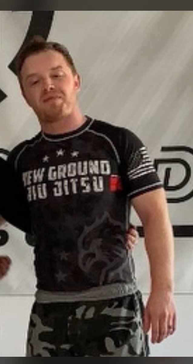 Tangorene2015's tweet photo. Love that the Jiujitsu School is always posting Noel. From Oct 31. He looks much better now! #NoelFisher https://t.co/SoFu1EKDip