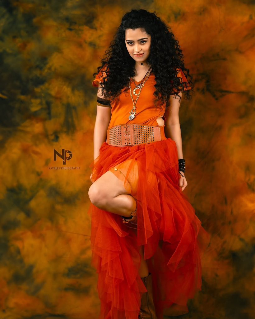 _apsara_rani's tweet photo. The wild cannot be tamed 🐅 https://t.co/HhUYJX7UVf