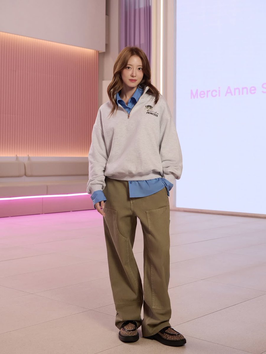 LSY_content's tweet photo. [251031] #LEESEYOUNG Instagram

메르시앤에스👚❤️ #MERCIANNES

📎 https://t.co/csF86g38pt
 #이세영 #李世榮 #イセヨン https://t.co/80fTNKM3t1