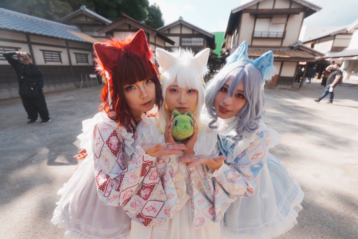 RKC_noE's tweet image. わさびちゃんがまだ撮影中いなかったので末吉餅@Sueyoshi_mochi のイナリ寿司のわさびを代理にしてもらいました✌️ボス、やったよ…!(ボスは牡丹ちゃんファン)
#怪々yokai祭2025
#きつね日和