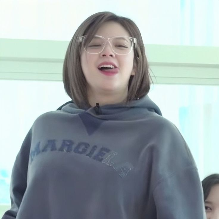 chaebrulee's tweet photo. @yoopuiipuii HAPPY JEONGYEON DAY
#정연이와의_매일이_벌스데이
#TodayIsForYoo
#TWICE #트와이스 https://t.co/8SSpnNZYHG