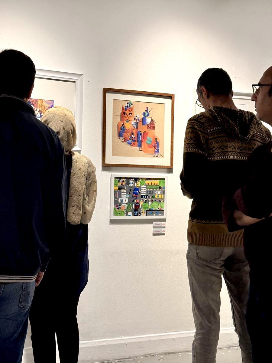 arvinfld's tweet image. کار من، «این گربه‌هه» در نمایشگاه سالانهٔ #انجمن_تصویرگران_ایران به مناسبت هفتهٔ تصویرگری ۱۴۰۴.

📍خانهٔ هنرمندان ایران (گالری تا ۲۰ آبان دایر است).

جای خودم خالی اونجا و مرسی از @marmarsiyadat عزیزم بابت عکسا و‌ زحمات تحویل کار.

#illustration #vectorart #iran