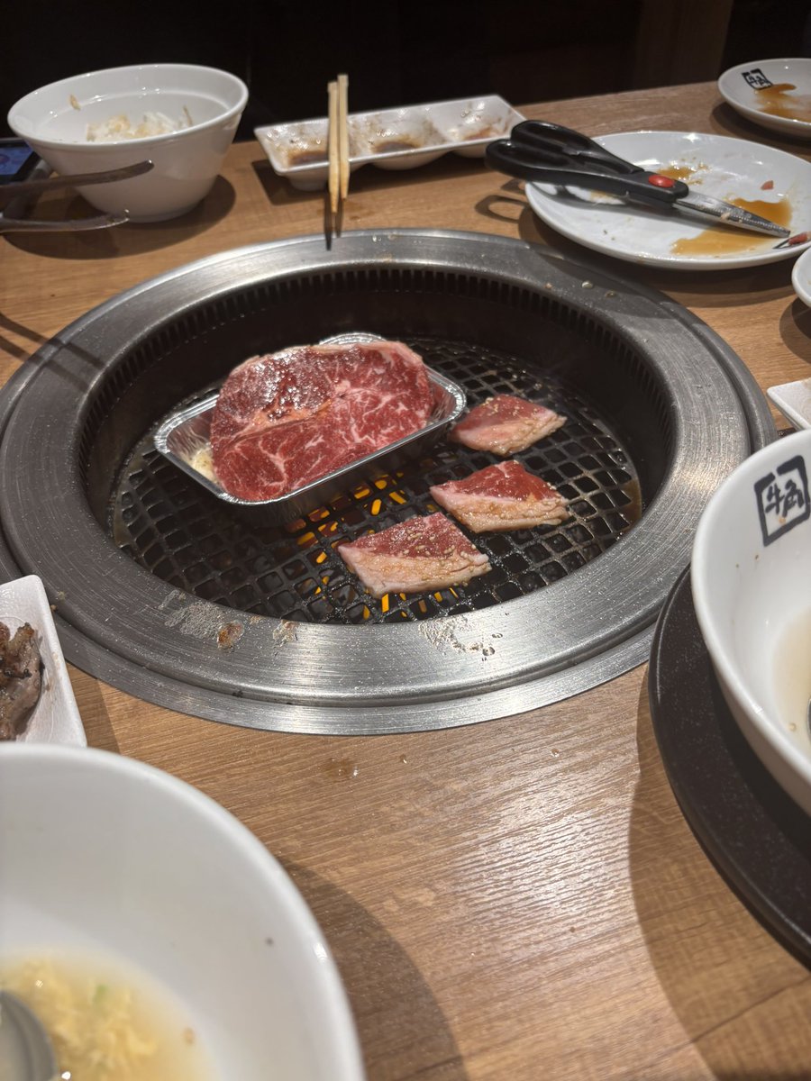 アヴァるナギと焼肉やで