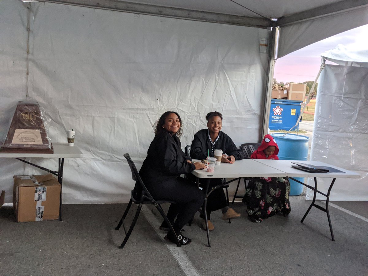 AustinTGCA's tweet photo. Day 2 - UIL State Cross Country Meet. Good luck to all of our coaches and runners in 2A, 4A and 6A in their quest for gold! The TGCA staff and President wish you all the best! https://t.co/DvGXzxu3Yt