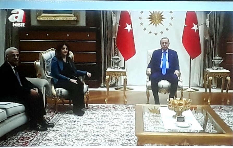 manizm01's tweet image. 8) Erdoğan neden bu kabil tiplere ödül veriyor, proje #TC'nin lavedilmesi oyunudur. #Emperyalizm'in yıllardır kurguladığı, iç işbirlikçiler, çogunlukla #Solcular, #Arapcıdinciler, #Osmanlıcılar #Ermeni,csmanlıcılar